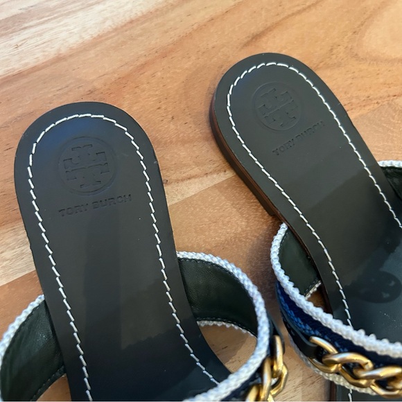 New Tory Burch Mini Benton Chain Thong Sandals Poblano - Picture 5 of 6
